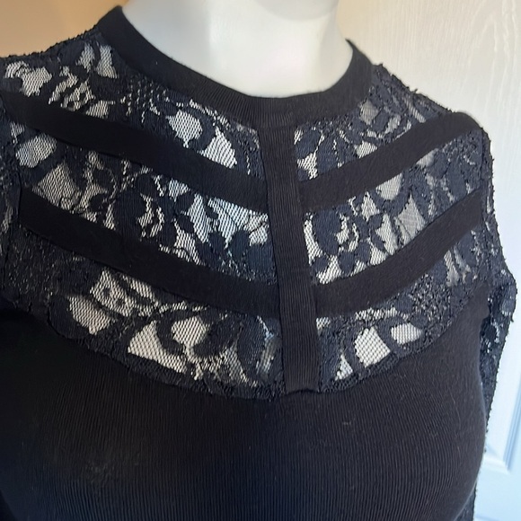 Simple black top for any occasion/Size XS - Picture 2 of 8